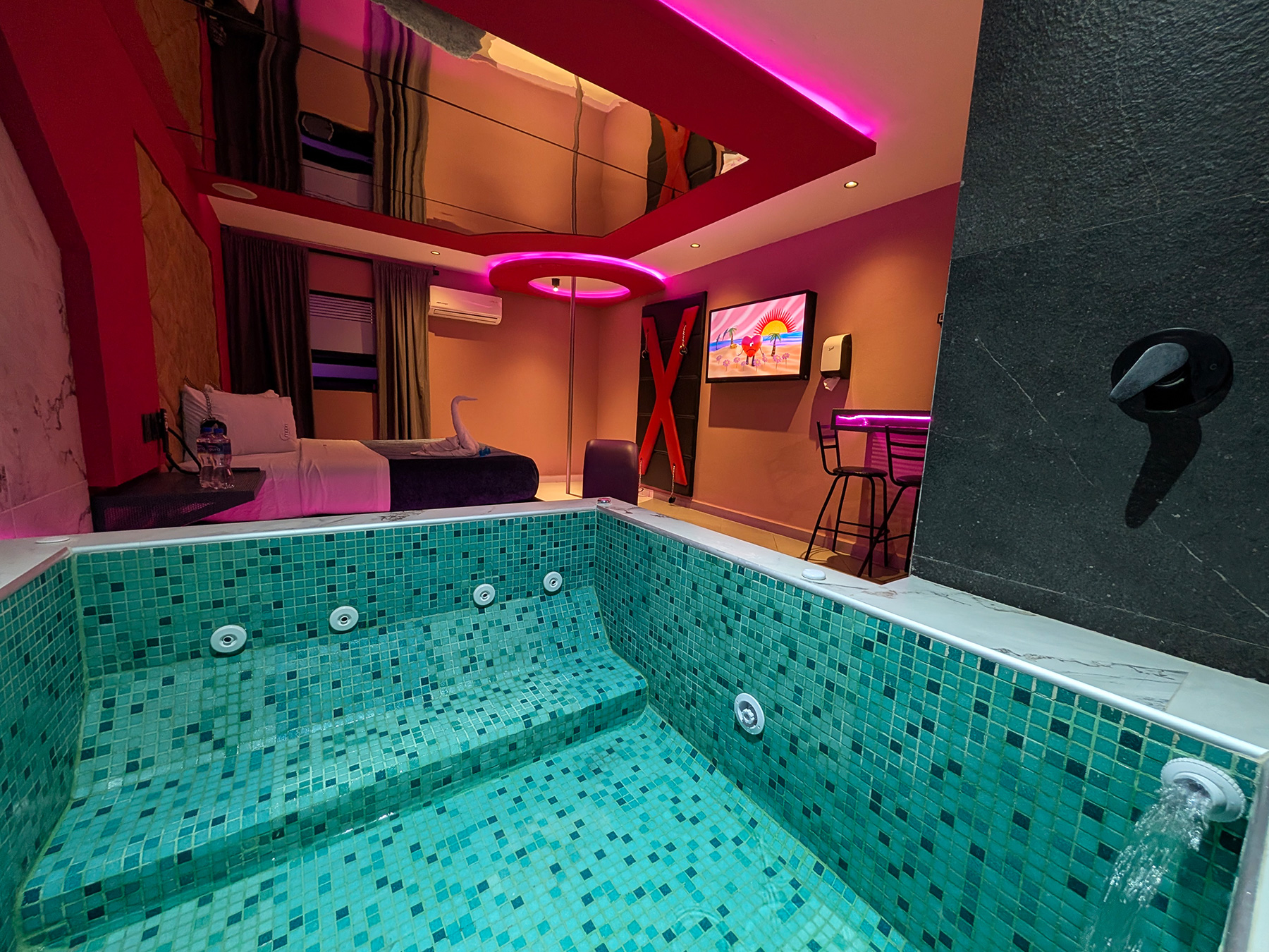 Jacuzzi XL con luz tenue